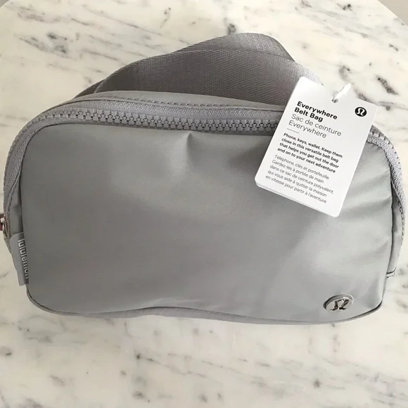 Lululemon Everywhere Belt Bag New With Tag